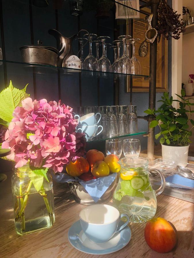 Pension Altstadt Moench In Top Lage Preis Inclusive 5 Prozent Bettensteuer Und Fruehstueck Stralsund Exterior foto