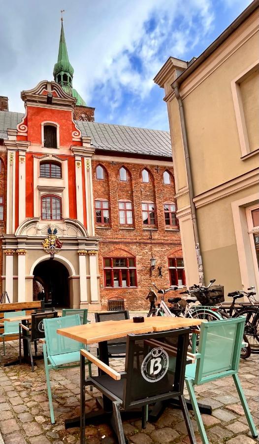 Pension Altstadt Moench In Top Lage Preis Inclusive 5 Prozent Bettensteuer Und Fruehstueck Stralsund Exterior foto